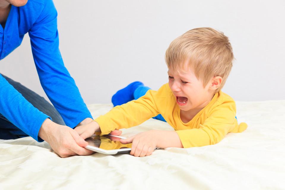 Çocuklar ve Bebekler İçin İdeal Ekran Süresi Ne Olmalı? - Muzipo Kids Kurumsal